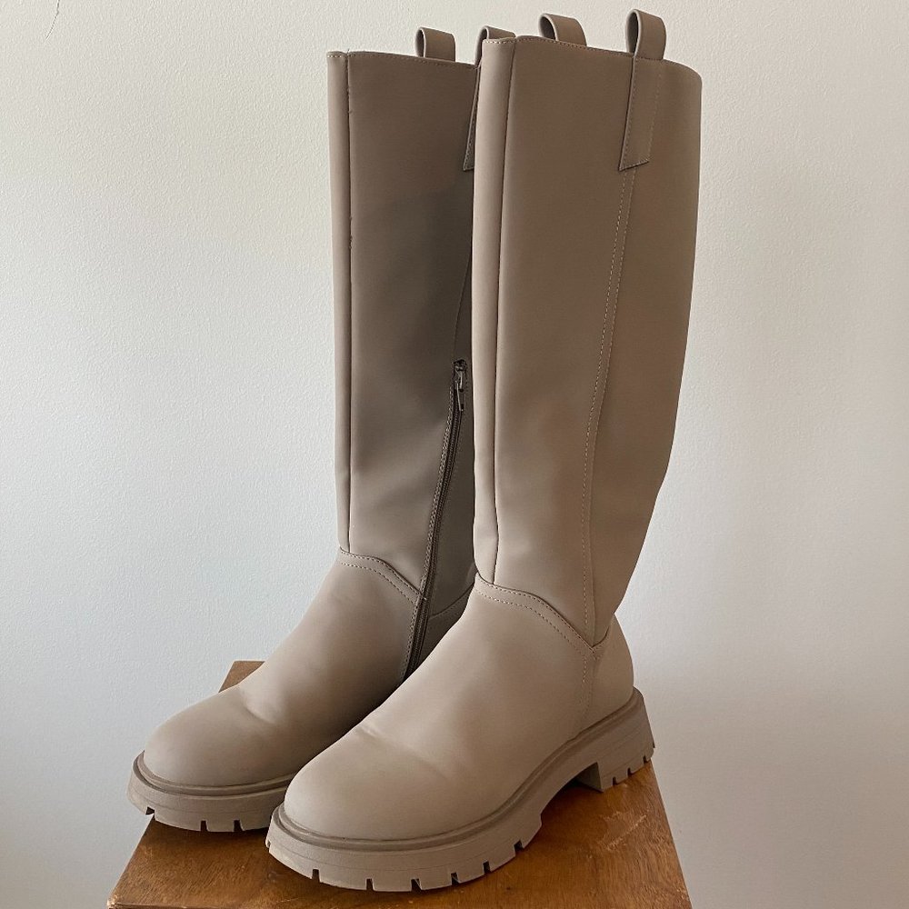 Women's Zip Up Rain Boots in Stone Grey Color